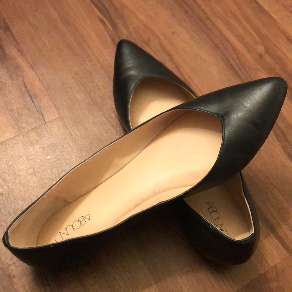 Black ‘Abound’ ballerina flats